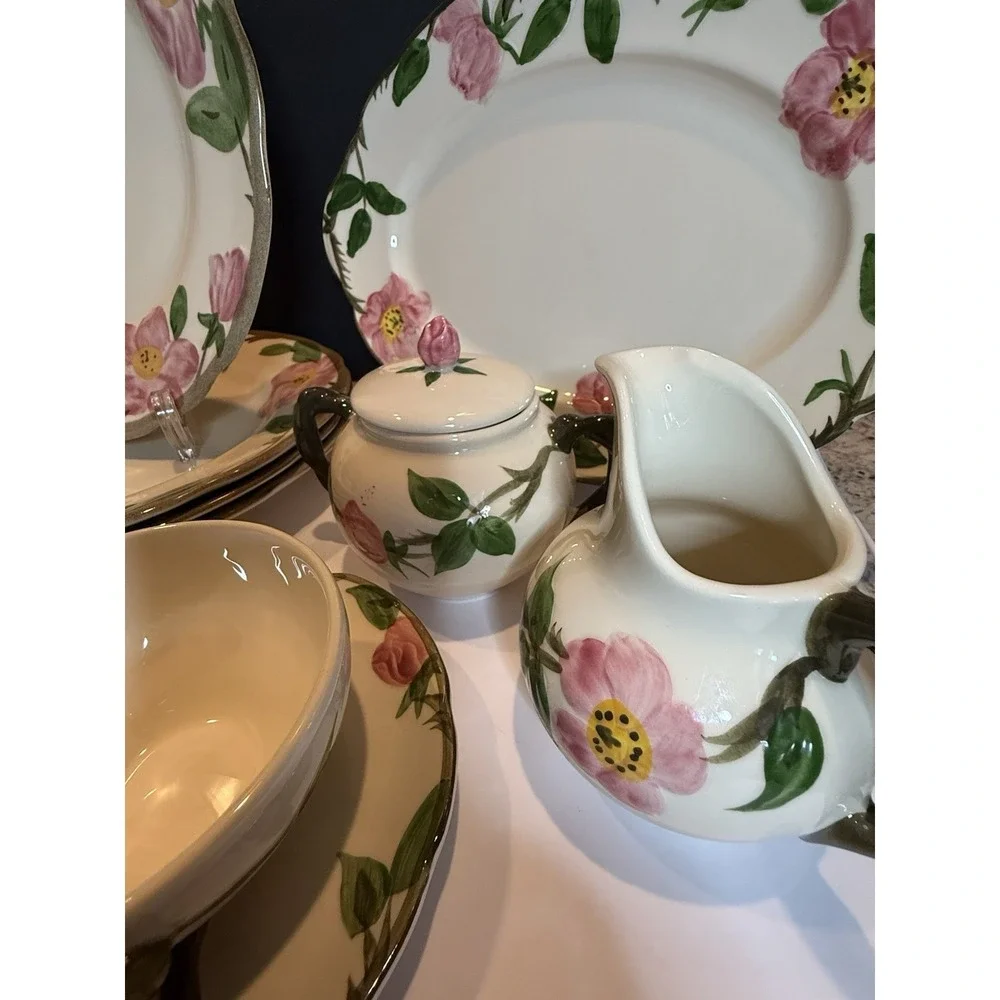 Franciscan Desert Rose 1995 Dinnerware Set 16 Pc Johnson Bros Plates Cups Gravy